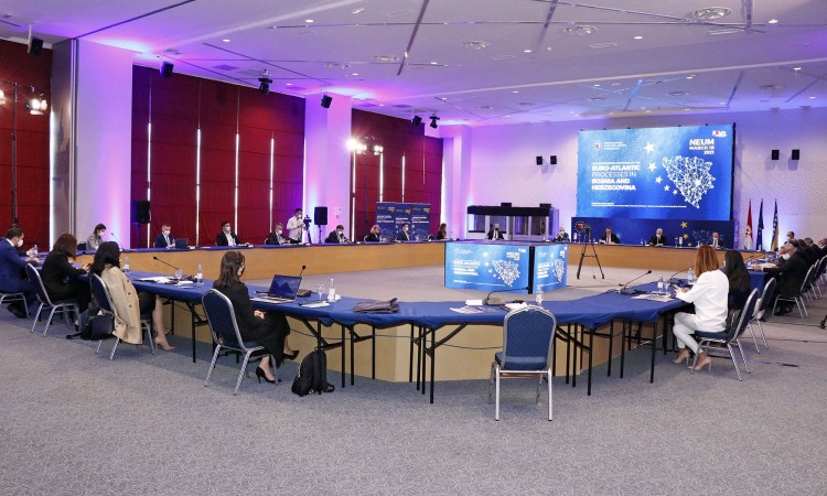 Federalizam kao sredstvo izgradnje višenacionalnog demokratskog društva