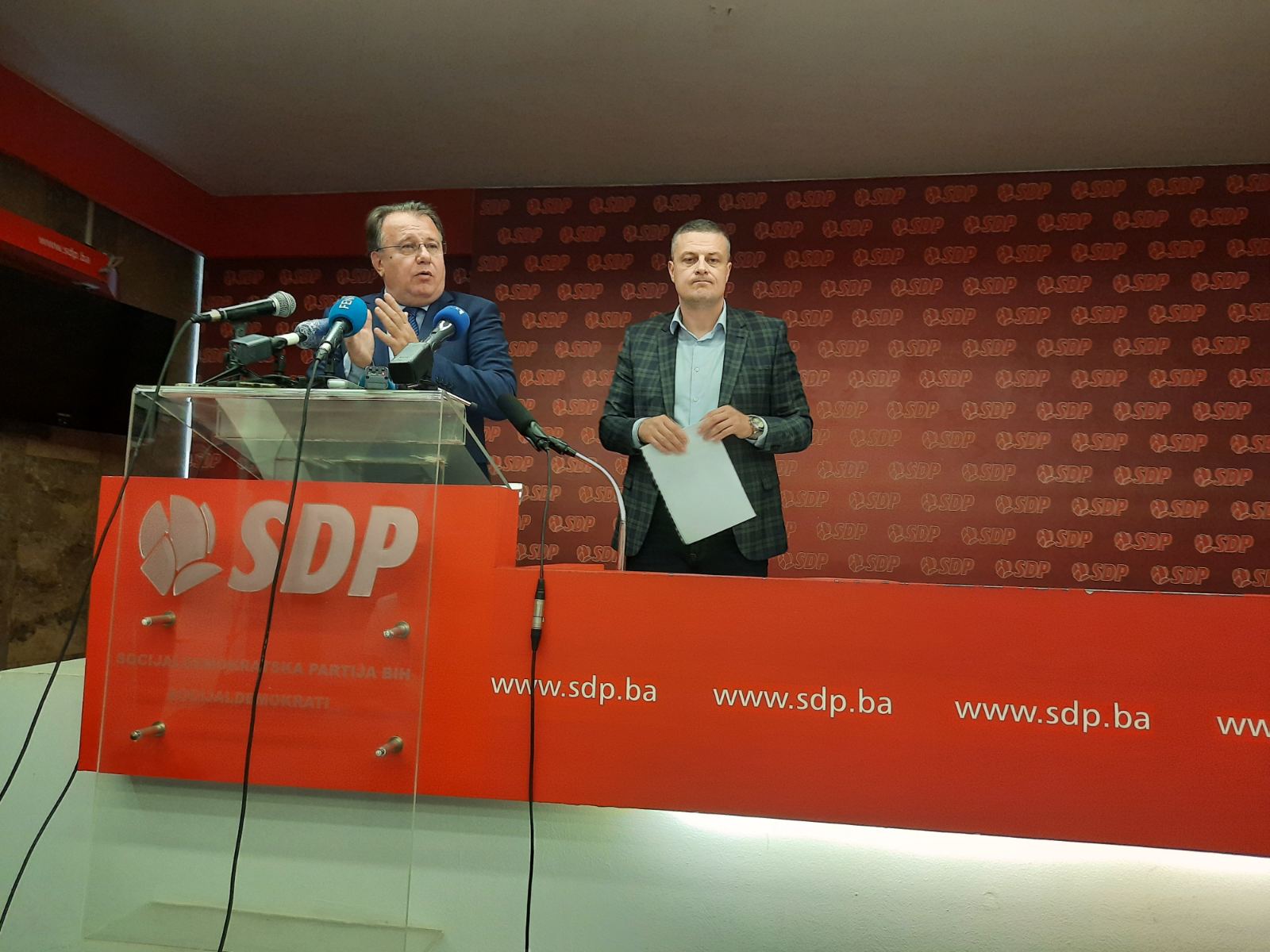 SDP BiH želi oformiti treći blok stranaka kao faktor odlučivanja u RS-u