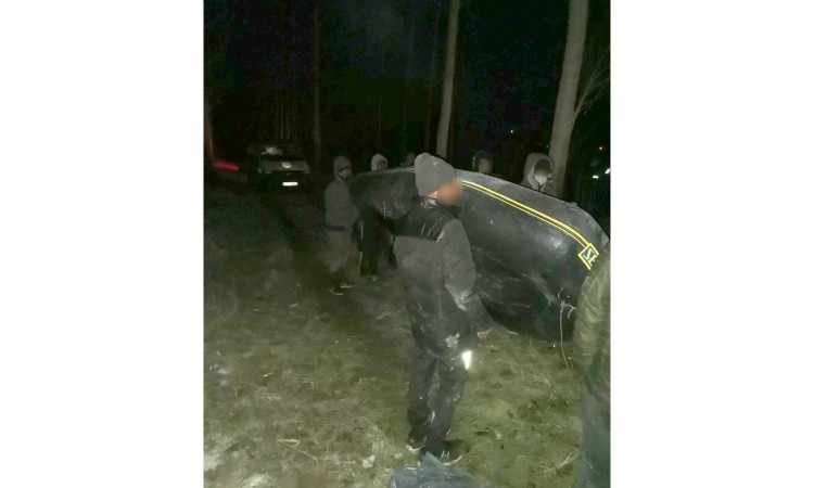 Dva državljana Pakistana lišena slobode zbog krijumčarenja migranata