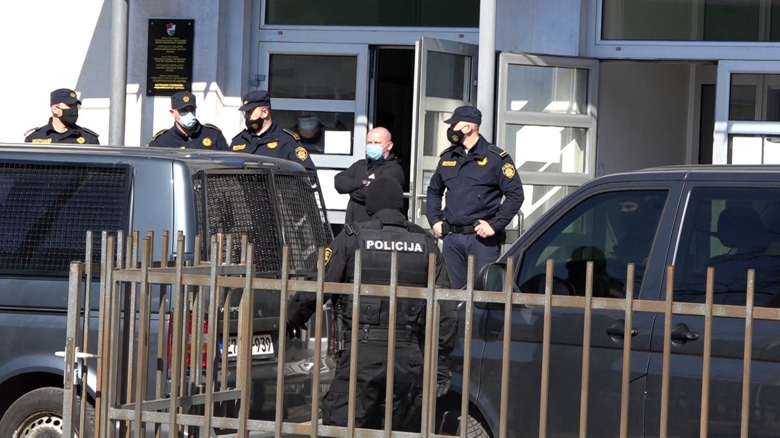 Tužilaštvu SBK predati osumnjičeni za brojne pljačke u FBiH
