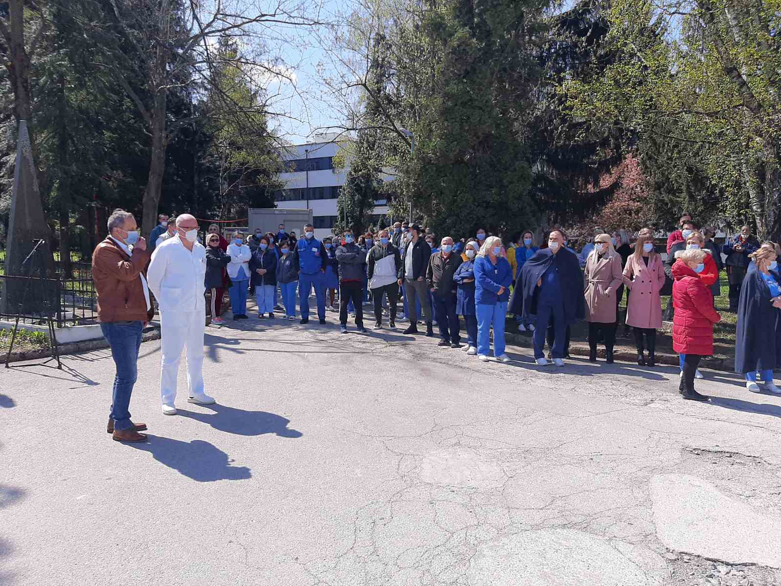 Ljekarima u Unsko-sanskom kantonu kasni plata