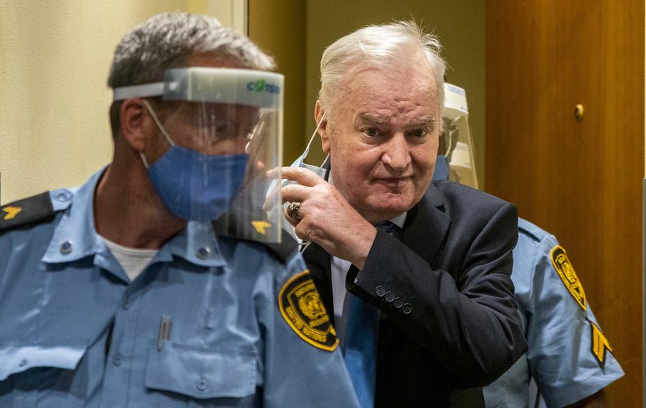 Inicijativa mladih za ljudska prava: Prestanite od Srbije da pravite sigurnu kuću za Ratka Mladića