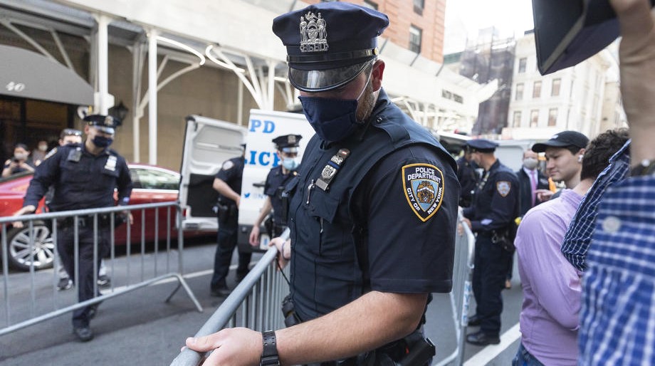 FBI je zaplijenio elektroniku iz stana Rudyja Giulianija u New Yorku