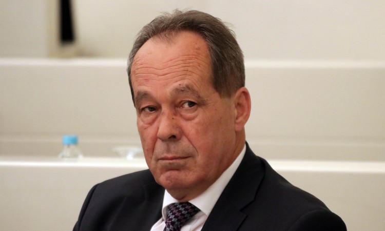 Ministar odbrane BiH Sifet Podžić pozitivan na koronavirus