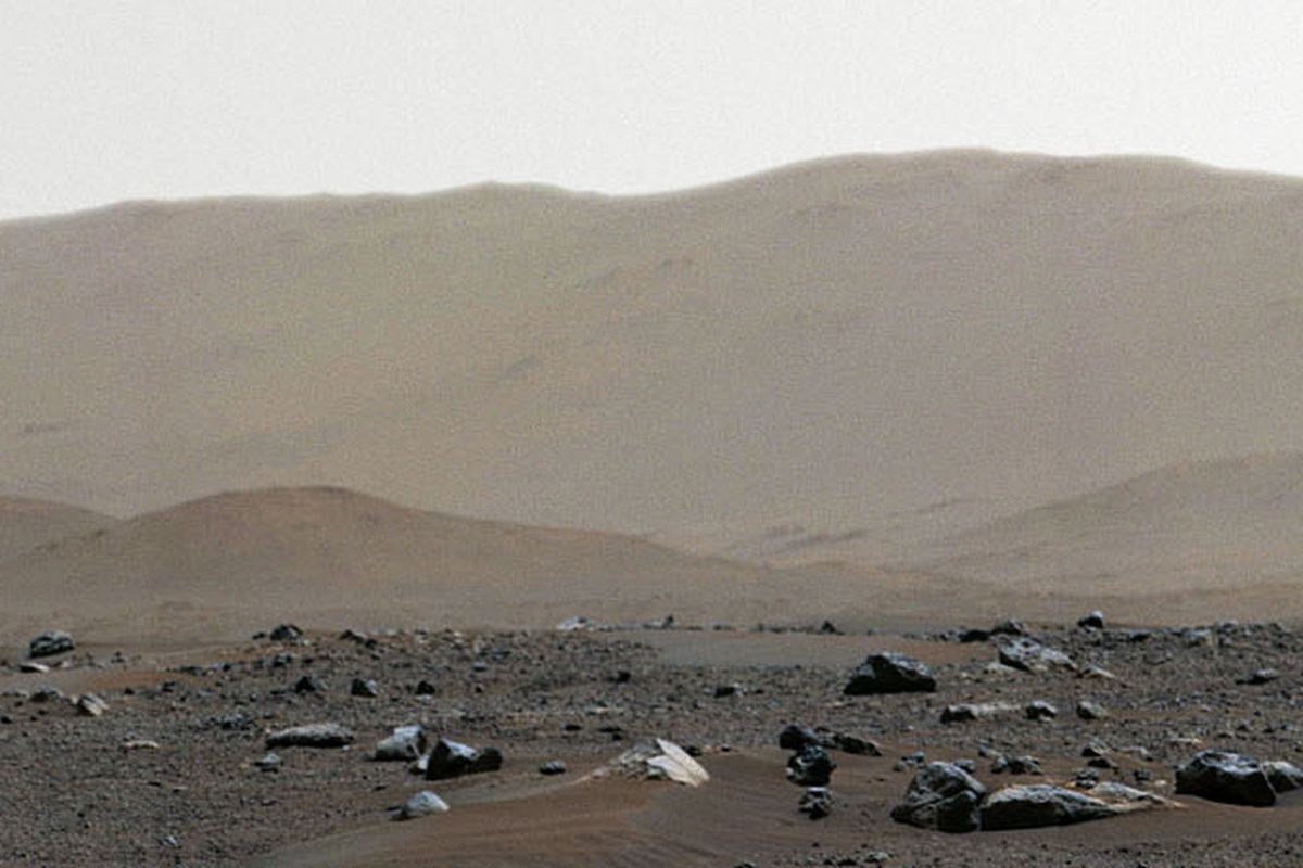 Rover poslao panoramsku sliku Marsa