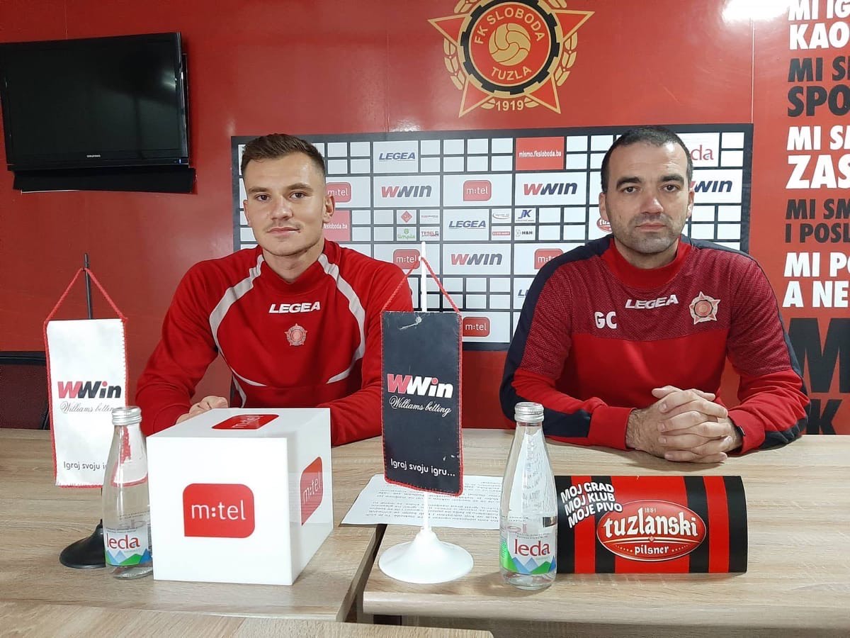 Sloboda ostala bez trenera