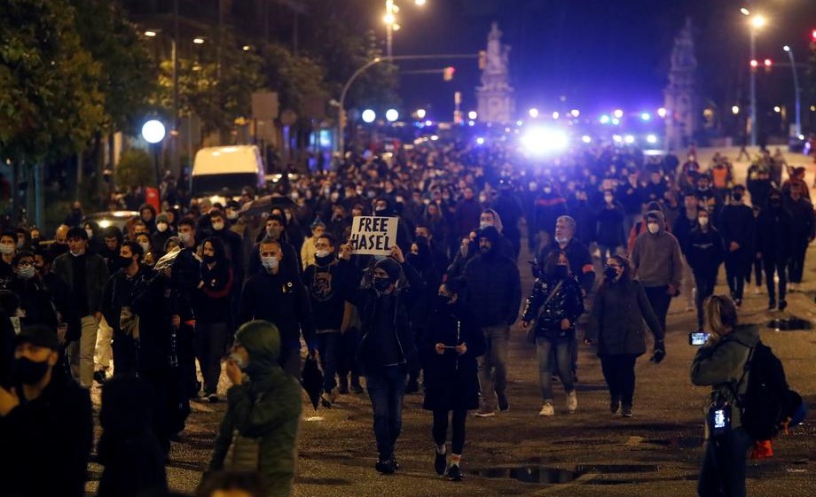 Nastavljeni protesti zbog hapšenja rap muzičara u Španiji