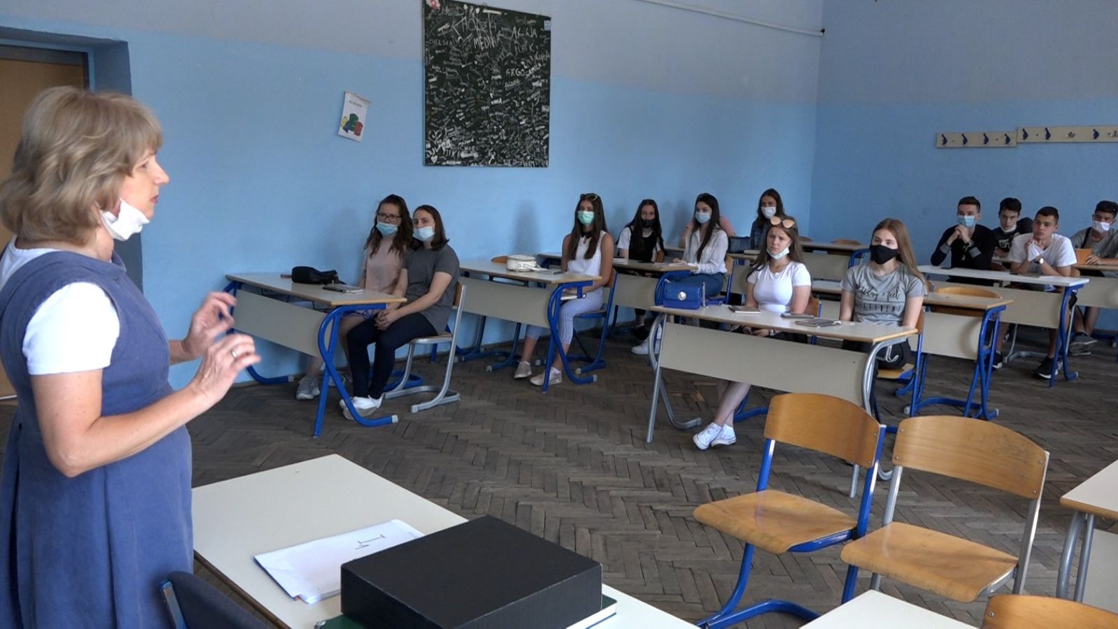 Od ponedjeljka u školske klupe vraćaju se maturanti srednjih škola u SBK