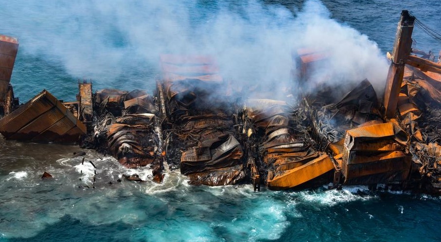 Ekološka katastrofa u Šri Lanki: Potonuo brod sa hemikalijama