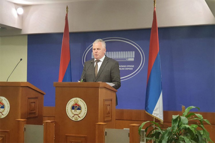 Sukob Dodika i Stanića: Povraća mi se od vašeg poštenja