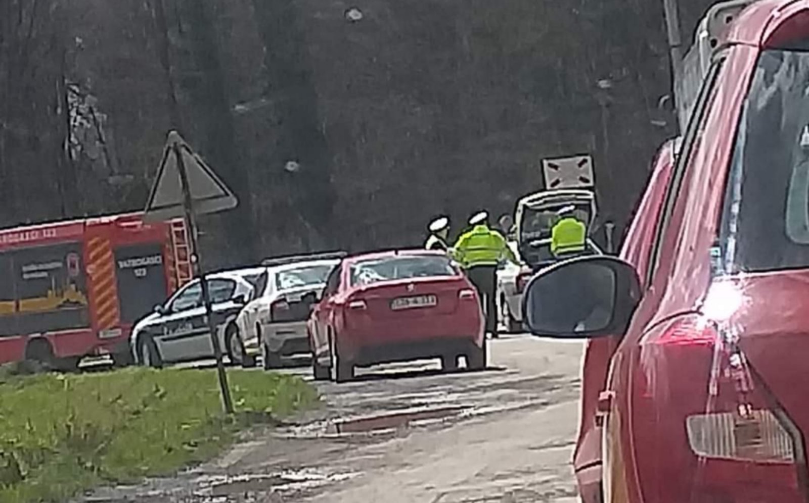 U sudaru voza i automobila u Živinicama jedna osoba smrtno stradala