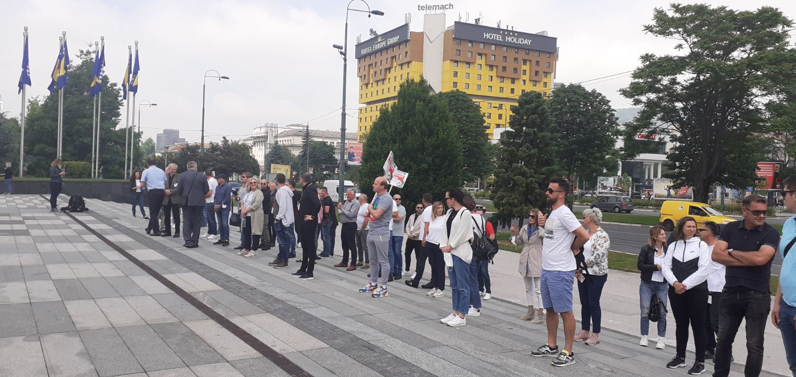 U Sarajevu protest turističkih radnika iz Hercegovine