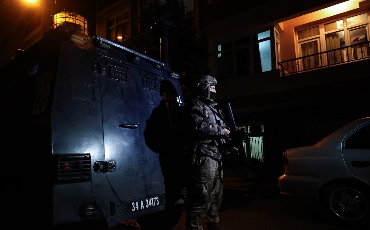 Osam stranih državljana uhapšeno zbog veze s teroristima ISIS-a