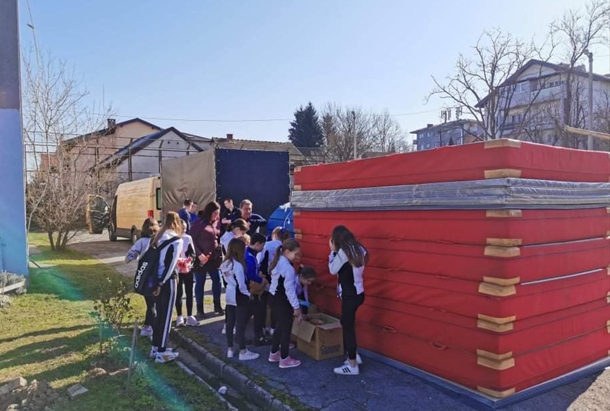 Tuzla i Osijek za Petrinju: Gimnastičarima uručena vrijedna oprema