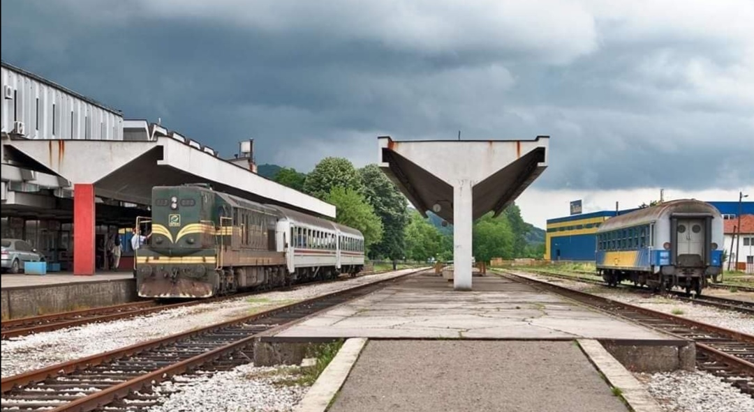 Godina bez putničkih vozova u TK