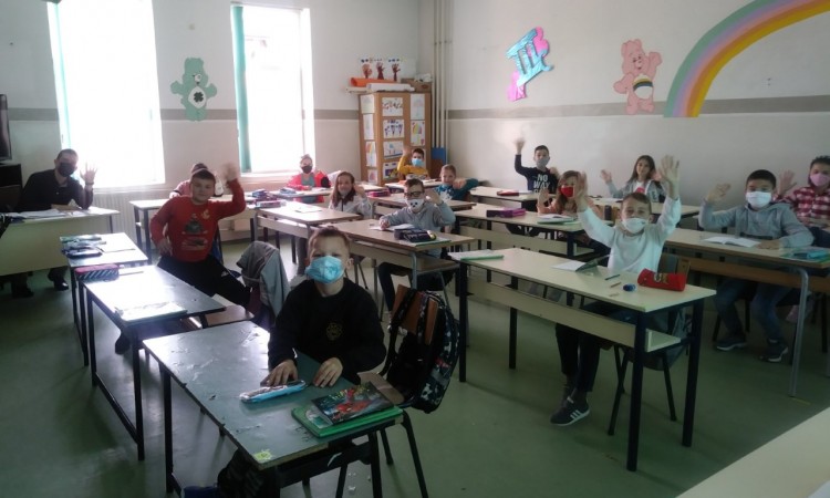 Učenici u BPK ponovo u školskim klupama