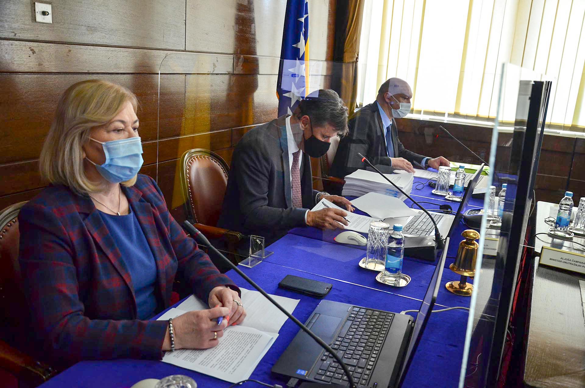 Vlada FBiH ponovo će razmatrati odluku o ograničavanju marži