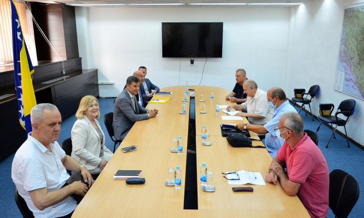 Jednokratna finansijska podrška penzionerima uz julsku penziju
