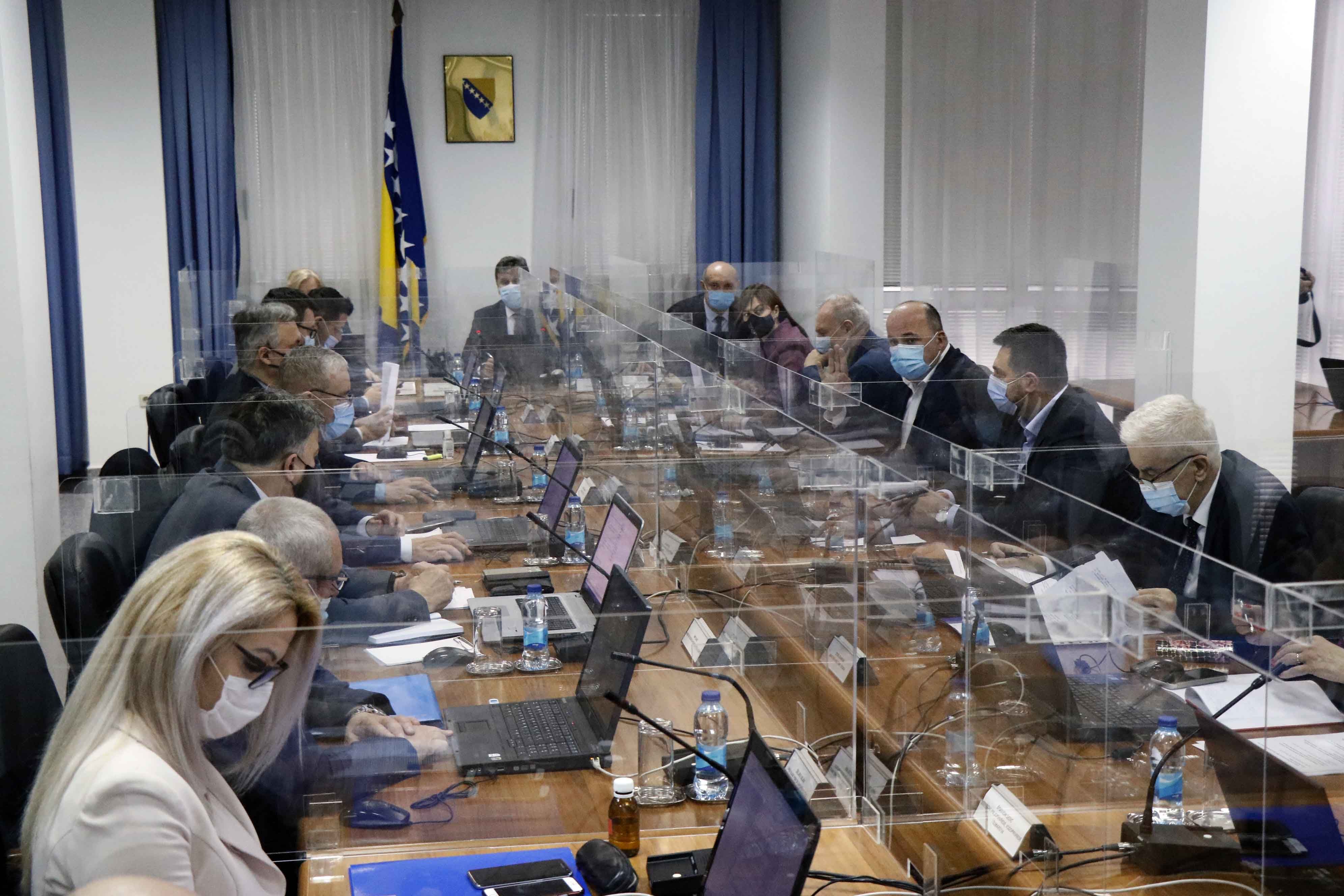 Osam ministara SDA i HDZ izglasali privremeni UO KCUS-a