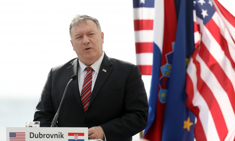 Pompeo optužio Iran da je nova baza Al-Kaide