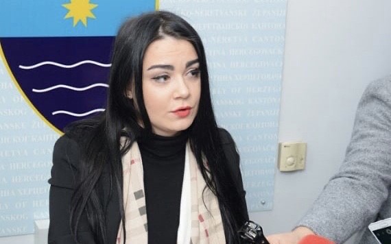 Zastupnica u Skupštini HNK Selma Drljević - Sefić napustila Demokratsku frontu