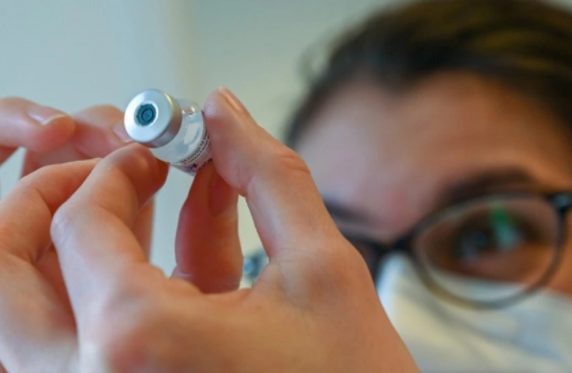 SBK: Struka tvrdi da je sve spremno za vakcine, mišljenja građana podijeljena