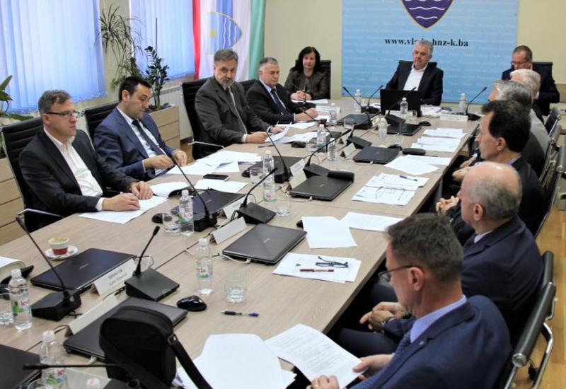 HNK - Bolnicama 7 milijuna KM, ublažavaju se mjere u školama