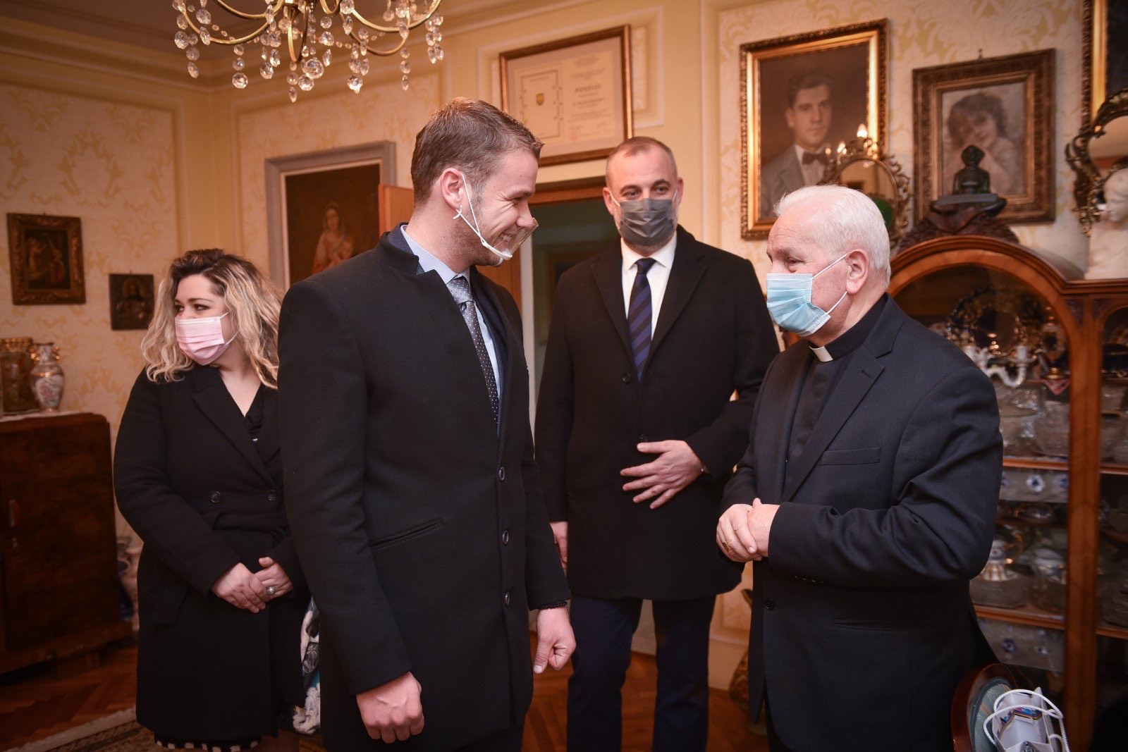 Novoizbrani gradonačelnik Banjaluke čestitao Božić svim vjernicima