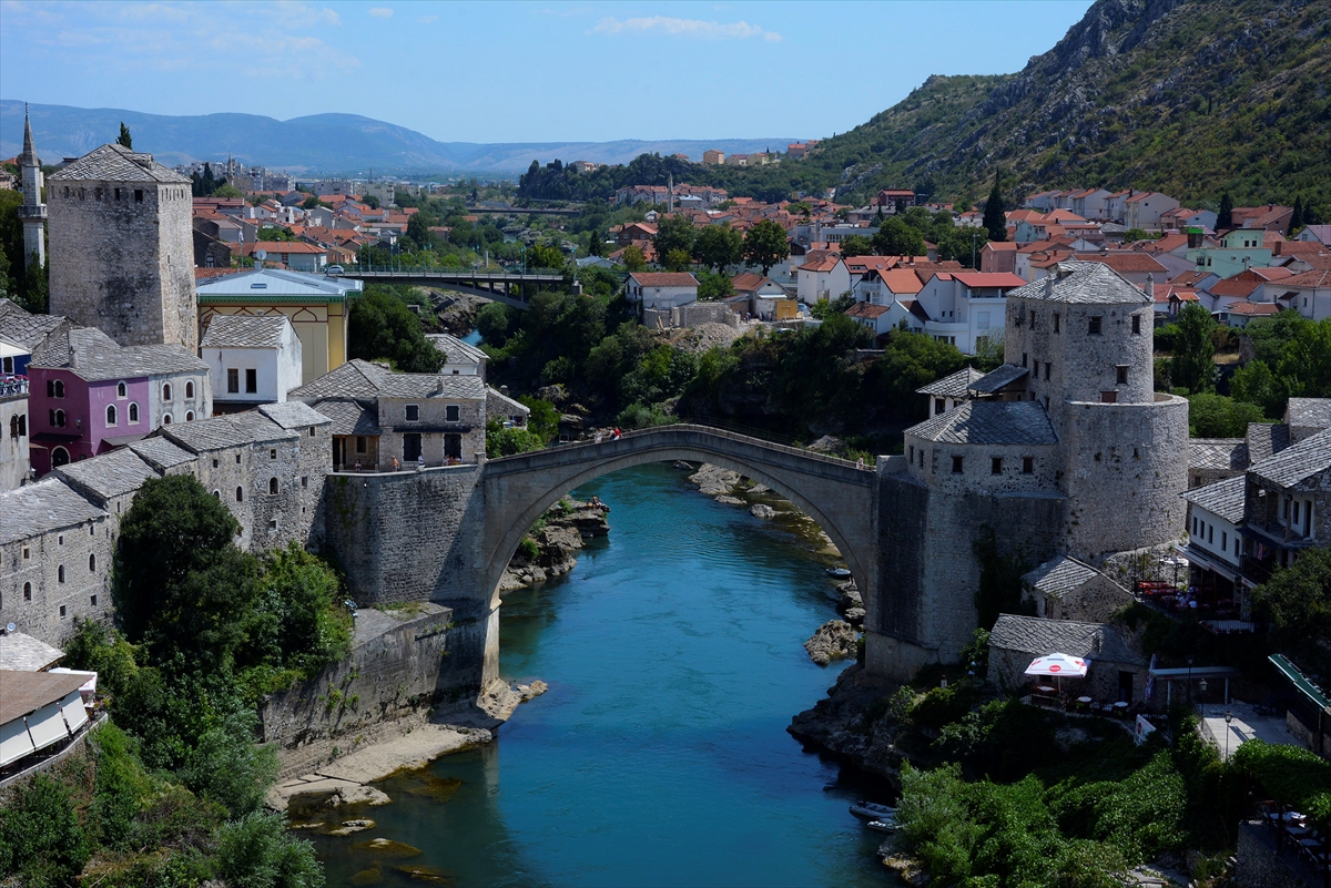 Rok za prijavljivanje birača za glasanje izvan BiH ističe u ponoć