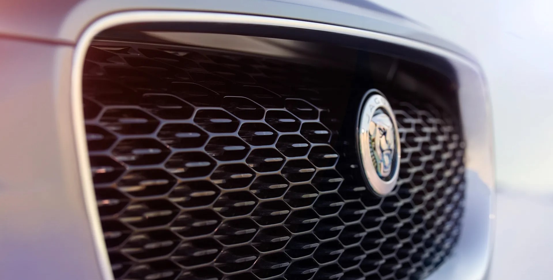 Jaguar će do 2025. godine postati potpuno električni brend