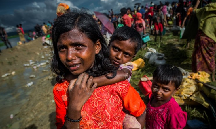 Bangladeš prebacuje Rohinje na udaljeni otok uprkos kritikama