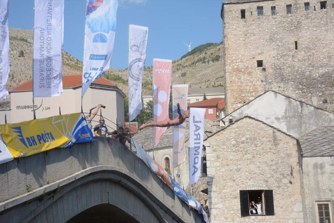 Evald Krnić i Igor Kazić pobjednici Skokova sa Starog mosta u Mostaru