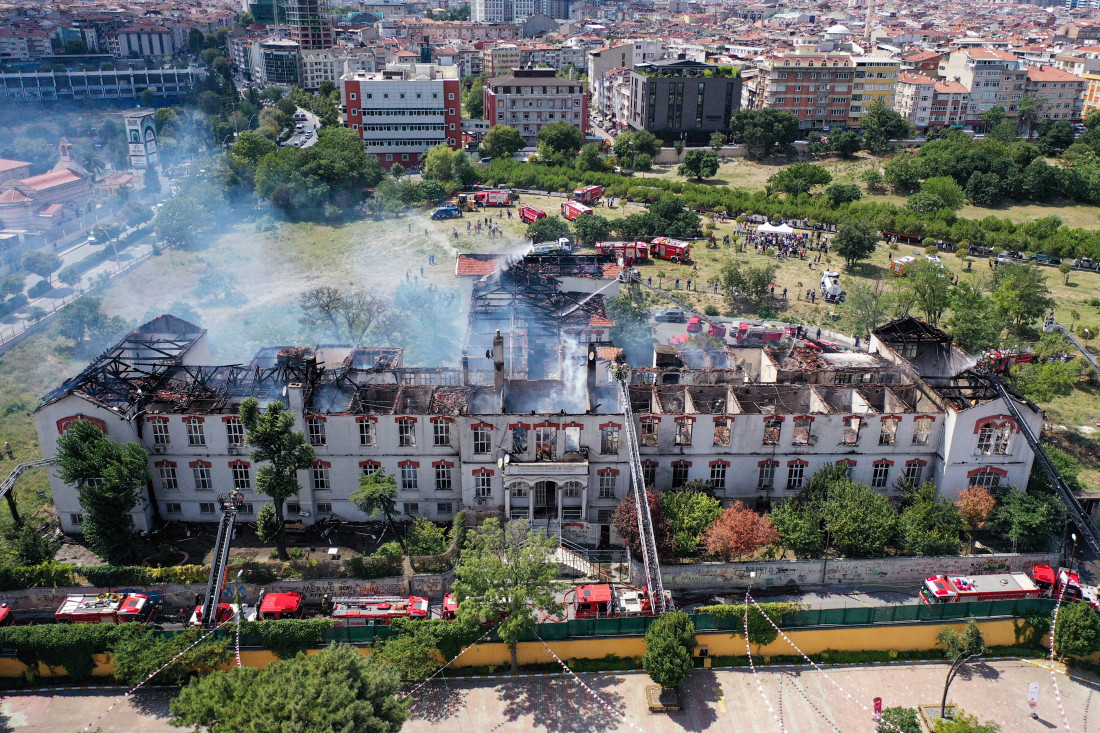 Nema povrijeđenih u požaru u istanbulskoj bolnici, evakuisano 80 pacijenata