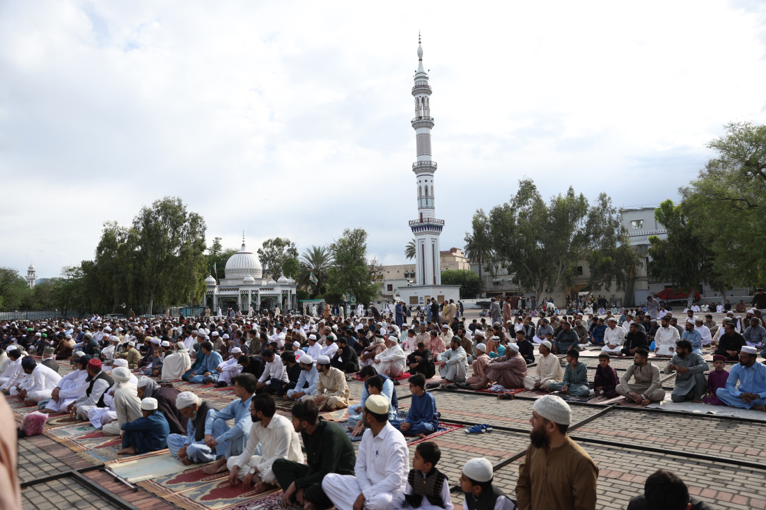Muslimani na Istoku danas proslavljaju prvi dan Ramazanskog bajrama