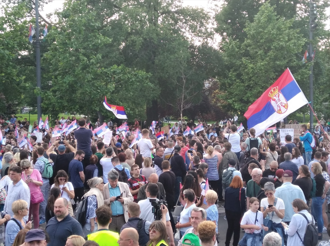 U Beogradu šesti protest "Srbija protiv nasilja"