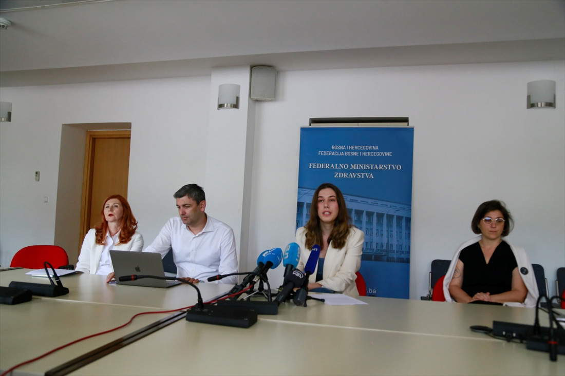 Pravna lica obuhvaćena izuzetkom od zabrane pušenja imaju šest mjeseci prilagodbe