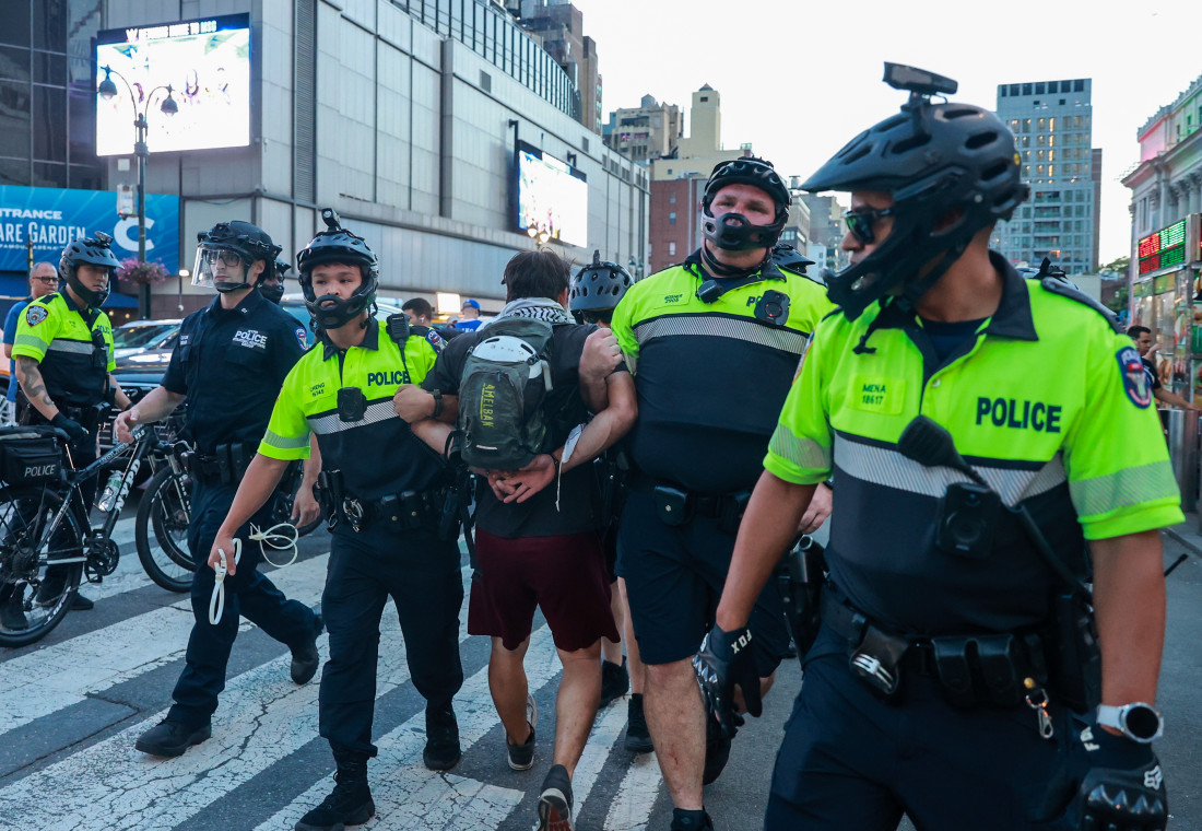 Sukobi policije sa propalestinskim demonstrantima u New Yorku