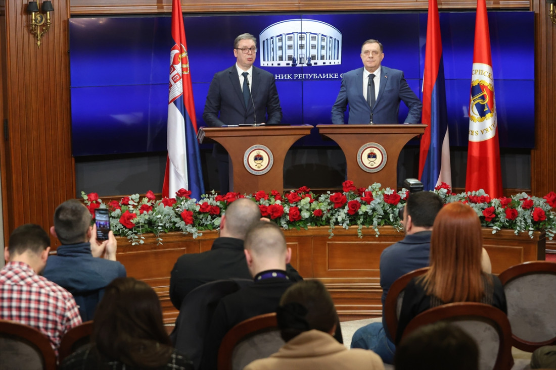 Vučić i Dodik iz Banje Luke pozvali na dijalog