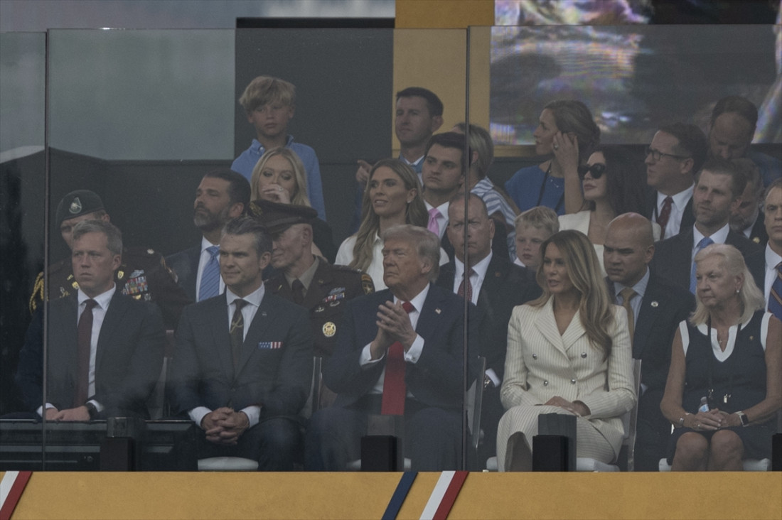 Trump prisustvovao kontroverznoj vojnoj paradi od 45 miliona dolara u Washingtonu