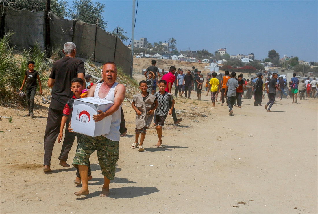Španija objavila slanje 12 tona pomoći u hrani u Gazu zračnim putem