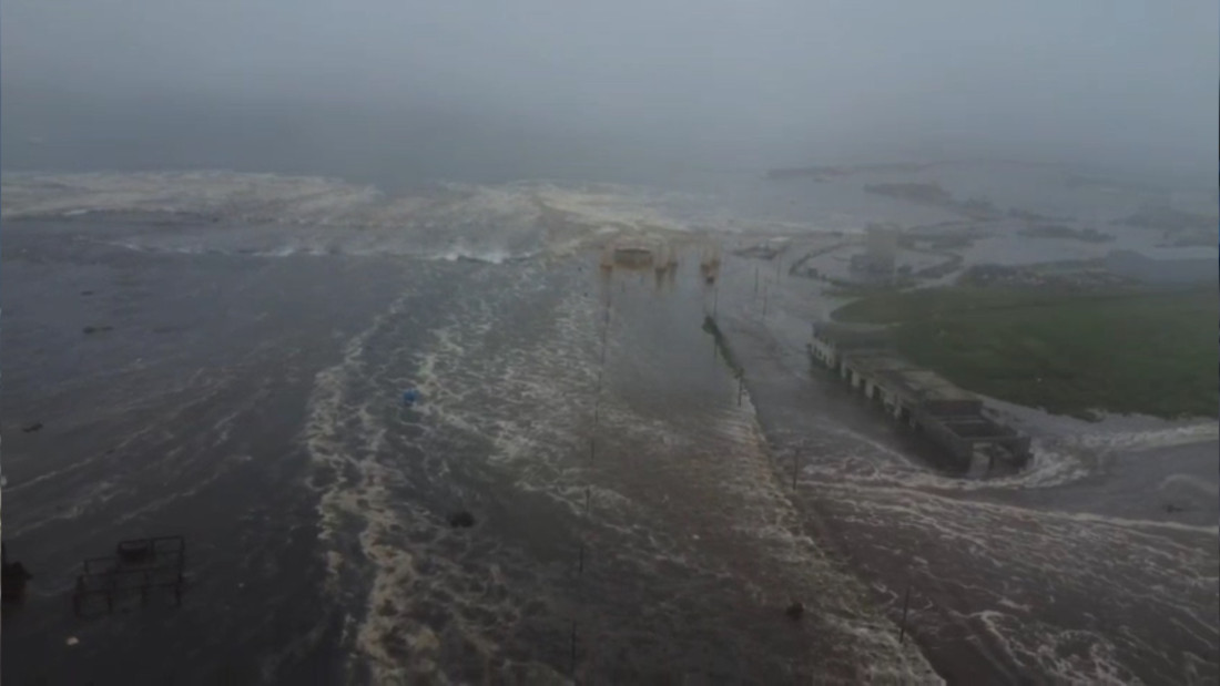 Cunami pogodio Havaje i Kaliforniju, upozorenja izdata za Filipine, Indoneziju, Guam, Peru i Galapagoska ostrva