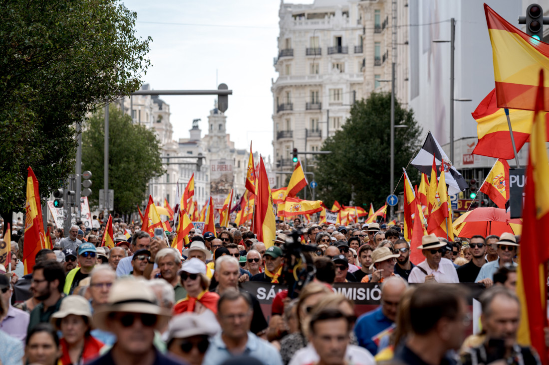 Hiljade ljudi protestovalo u Madridu protiv migracijske politike vlade i zatražile prijevremene izbore