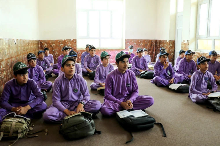 Školska godina u Afganistanu počela bez više od milion djevojčica