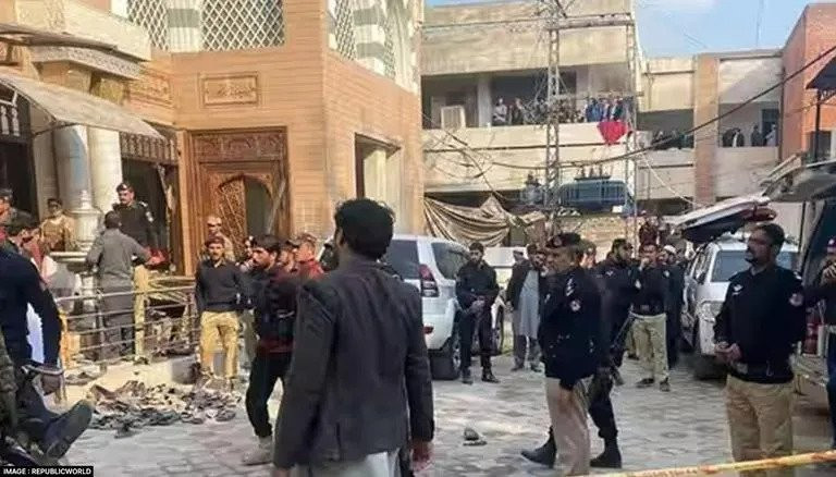 U bombaškom napadu u Afganistanu poginuo regionalni guverner i još dvije osobe