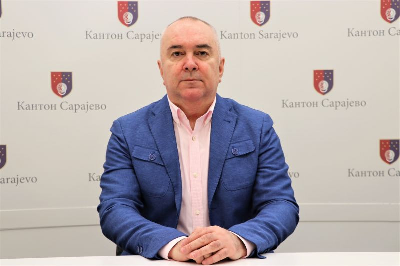 Bečarević pisao Uredu za borbu protiv korupcije: Tvrdi da nije obaviješten o ostavci direktora Sarajevogasa