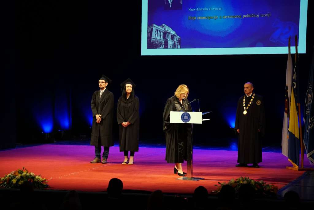 Univerzitet u Sarajevu promovirao 42 doktora nauka