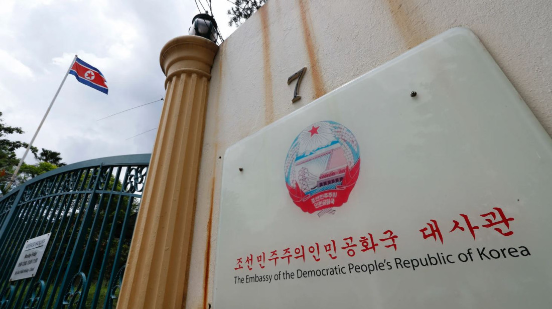 Sjeverna Koreja zatvara ambasade u prijateljskim zemljama u nagovještaju finansijske krize