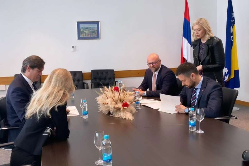 Amidžić i Šeldon potpisali sporazum o grantu u iznosu 8.000.000 eura