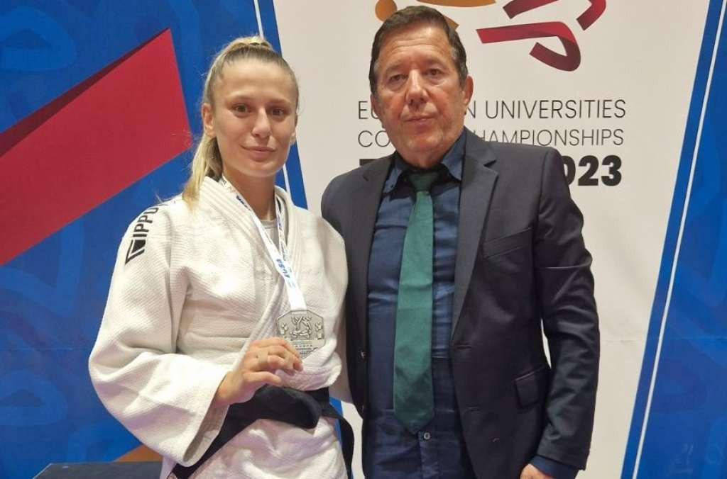 Srebrena medalja za Anđelu Samardžić na Evropskom borilačkom prvenstvu u Zagrebu