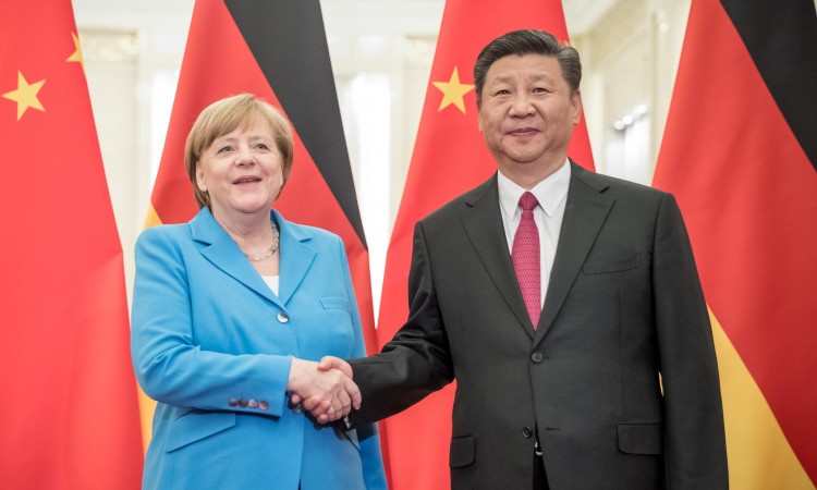 Xi poručio Merkel: U odnosima Kine i EU eliminirati uplitanje